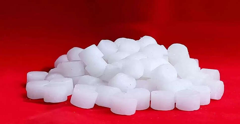 कपूर के अद्भुत फायदे: स्वास्थ्य और घर की शुद्धता के लिए उपयोगी