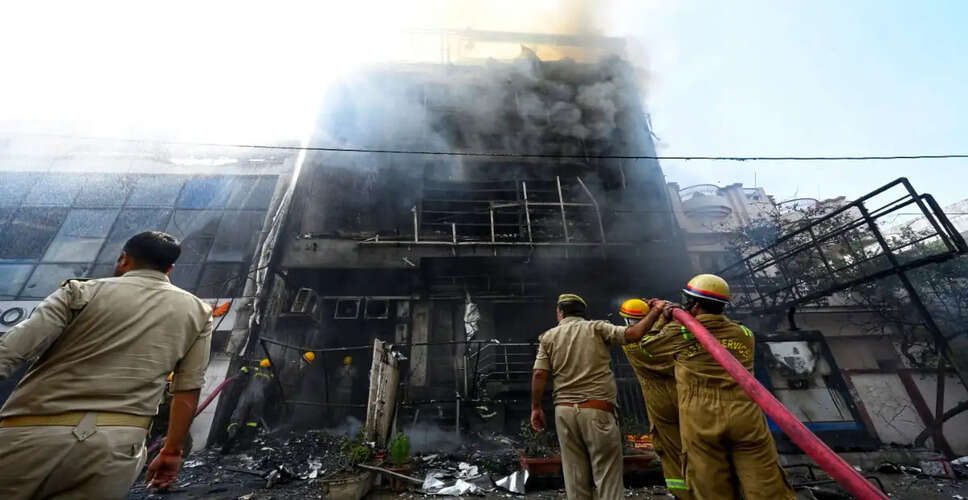 लखनऊ में भीषण अग्निकांड: प्रशासनिक लापरवाही पर उठे सवाल