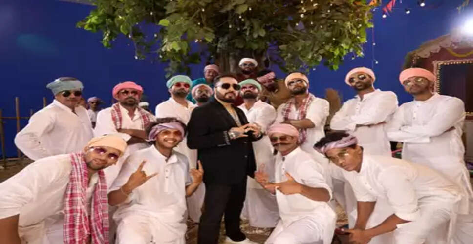 'छोरियां चली गांव' पर रणविजय सिंह ने कहा, 'मीका सिंह हर गाने में जादू भर देते हैं'