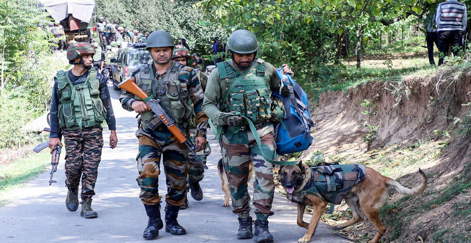 जम्मू-कश्मीर में सुरक्षा बलों का तलाशी अभियान और आतंकवादियों की गिरफ्तारी