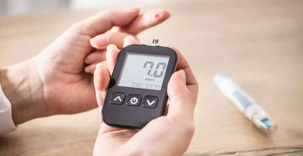 डायबिटीज और हड्डियों की सेहत: जानें लक्षण और बचाव के उपाय