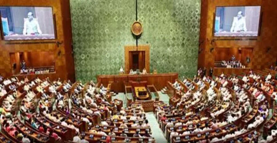 मानसून सत्र में संसद में हंगामा, ऑपरेशन सिंदूर पर चर्चा की मांग