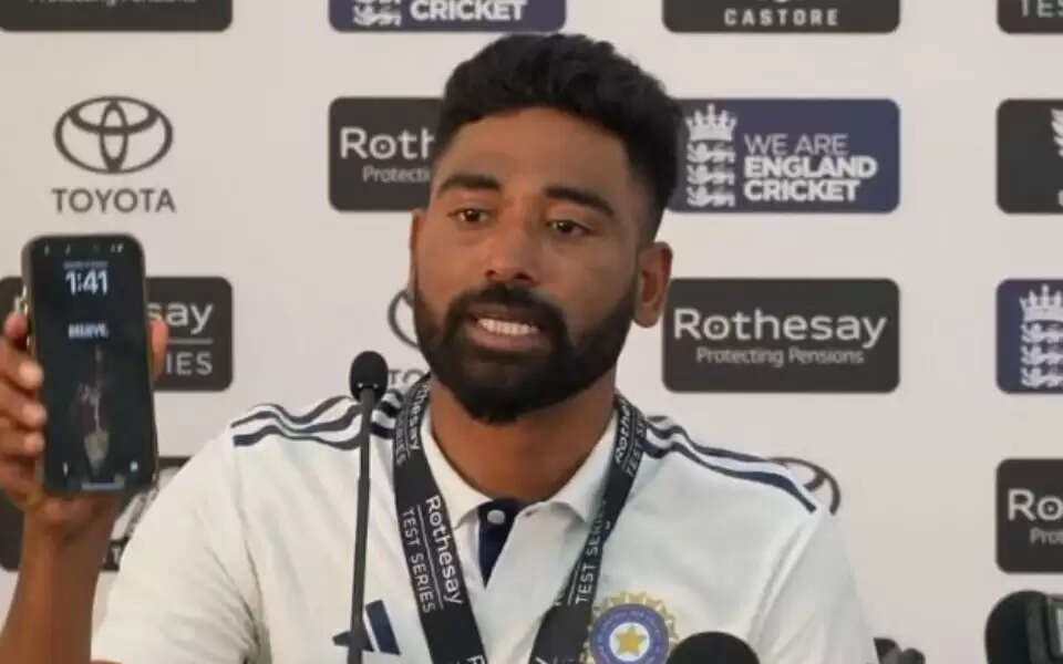 Mohammed Siraj की शानदार गेंदबाजी से भारत ने वेस्टइंडीज के खिलाफ बढ़त बनाई