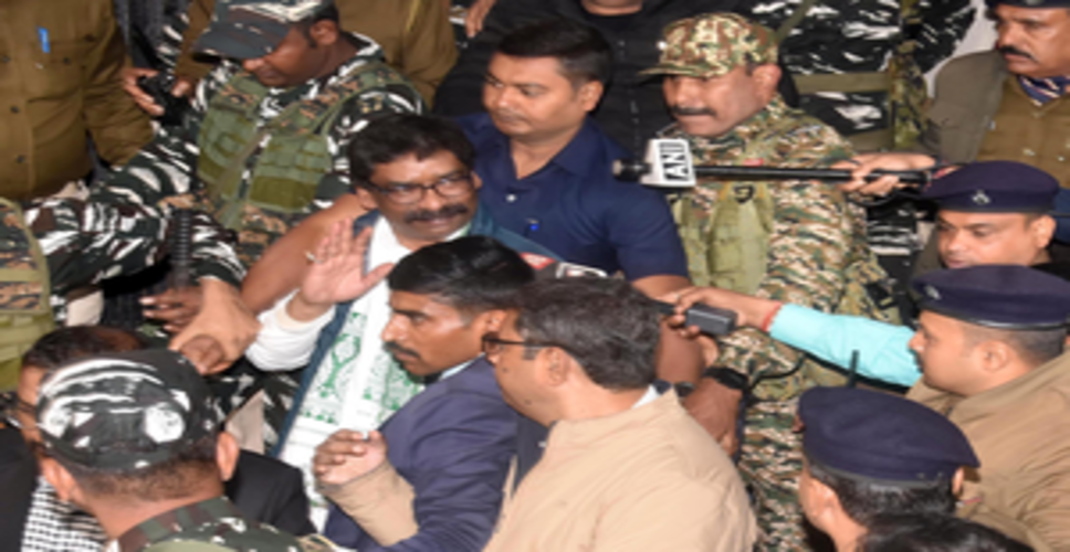 अफसरों की पोस्टिंग के लिए करोड़ों के ऑफर, पूर्व सीएम हेमंत को किए गए थे व्हाट्सएप मैसेज