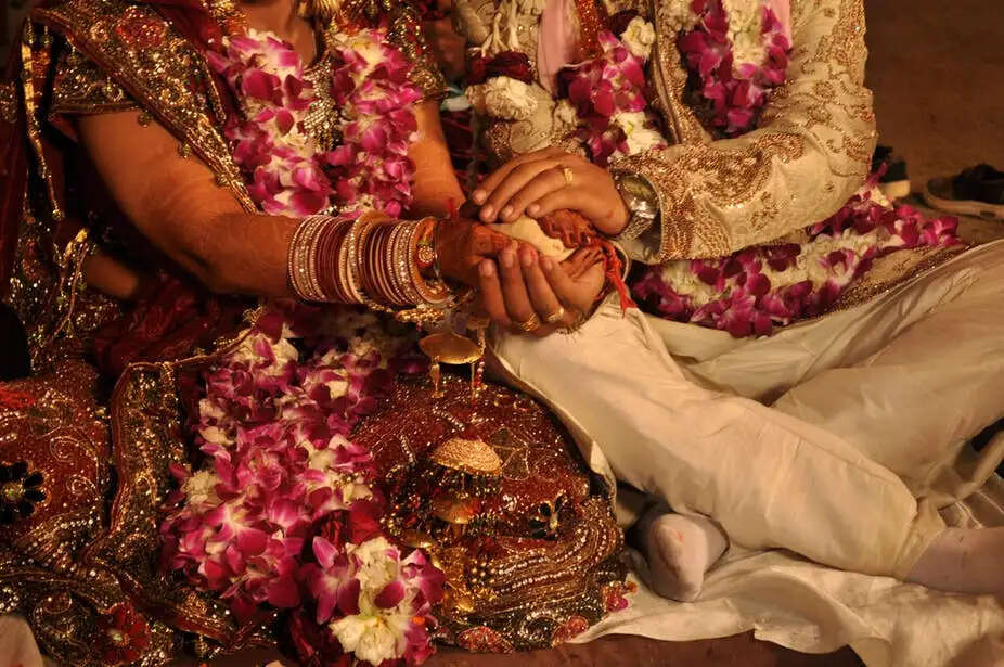 शादी के बिना मर्जी के होने के कारण: जानें क्यों लोग मजबूर होते हैं