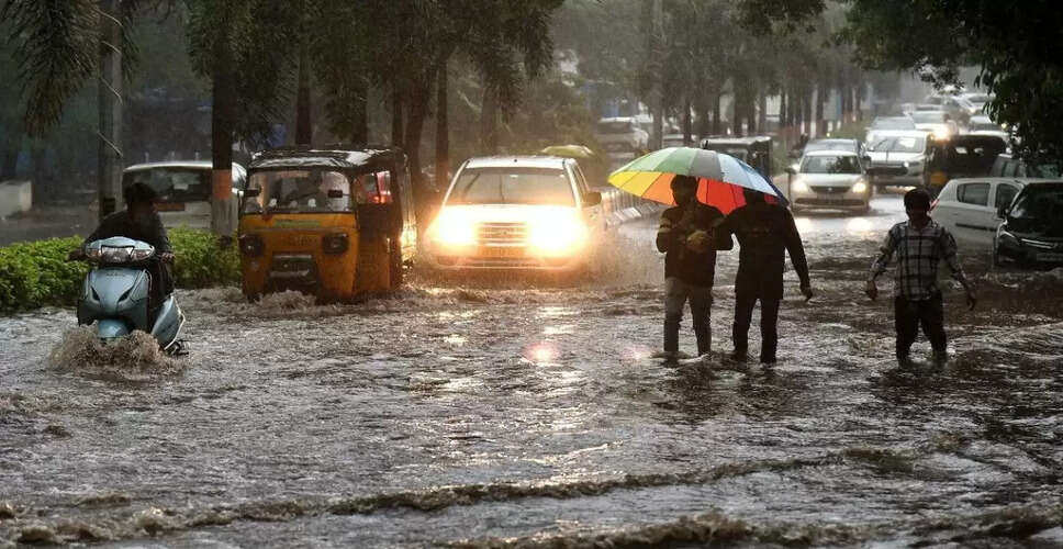 मौसम अपडेट: मानसून की दस्तक, भारी बारिश की संभावना