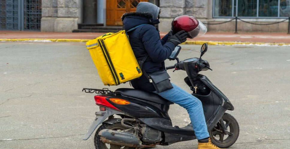 नए साल की पूर्व संध्या पर डिलीवरी वर्कर्स की हड़ताल, सेवाओं पर पड़ेगा असर