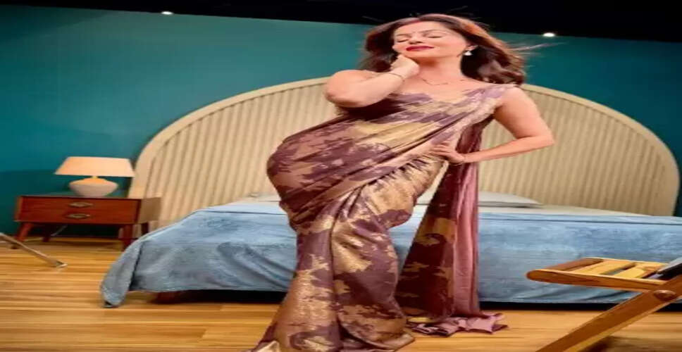 'छोटी बहू' ने साड़ी में दिखाए लटके-झटके, रुबीना दिलैक के दिलकश अंदाज पर फैंस फिदा