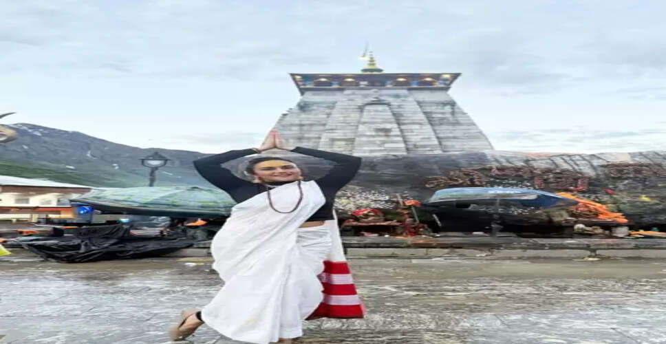अमृता खानविलकर के लिए योग 'मन की शांति और आंतरिक संतुलन प्राप्त करने का एक शक्तिशाली साधन'