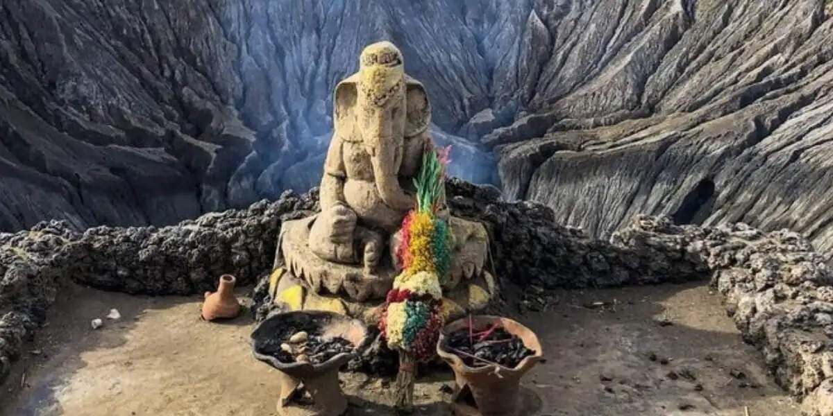 इंडोनेशिया में भगवान गणेश की अद्भुत मूर्ति और मुस्लिम संस्कृति का संगम