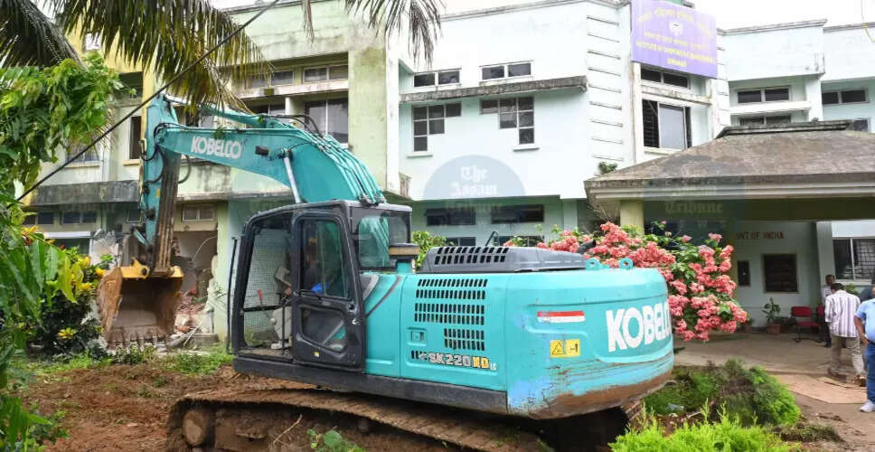 गुवाहाटी में सिलसाको बील के विस्तार के लिए फिर से शुरू हुआ विध्वंस अभियान