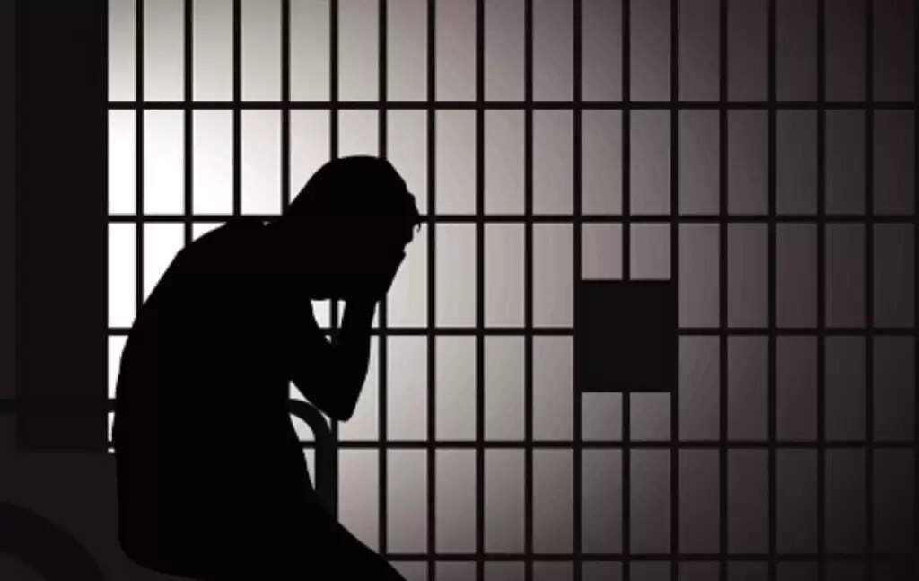 रतलाम में पिता ने बेटी से रेप के आरोप में आत्महत्या की