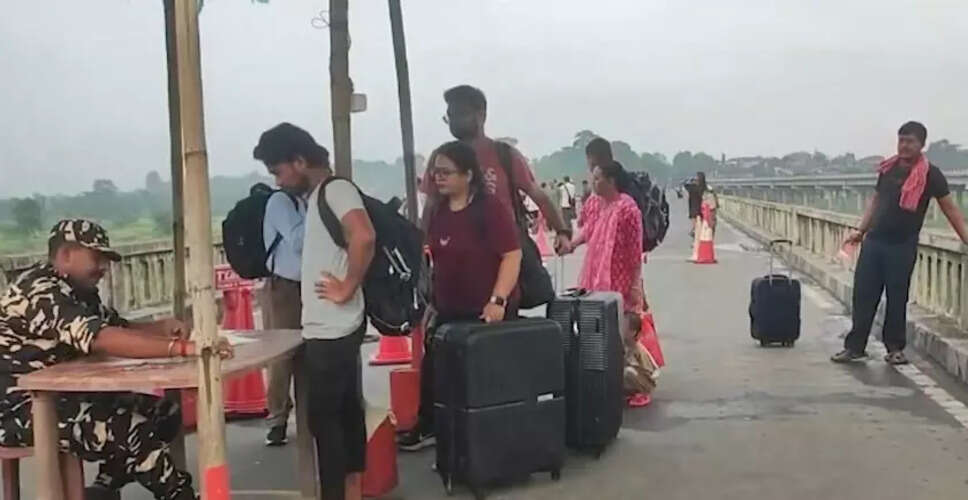 नेपाल में हिंसा के बाद 2,000 भारतीयों की स्वदेश वापसी