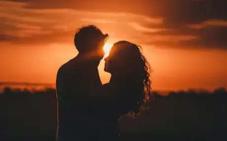 वैलेंटाइन डे 2026: प्यार का विज्ञान और जादू