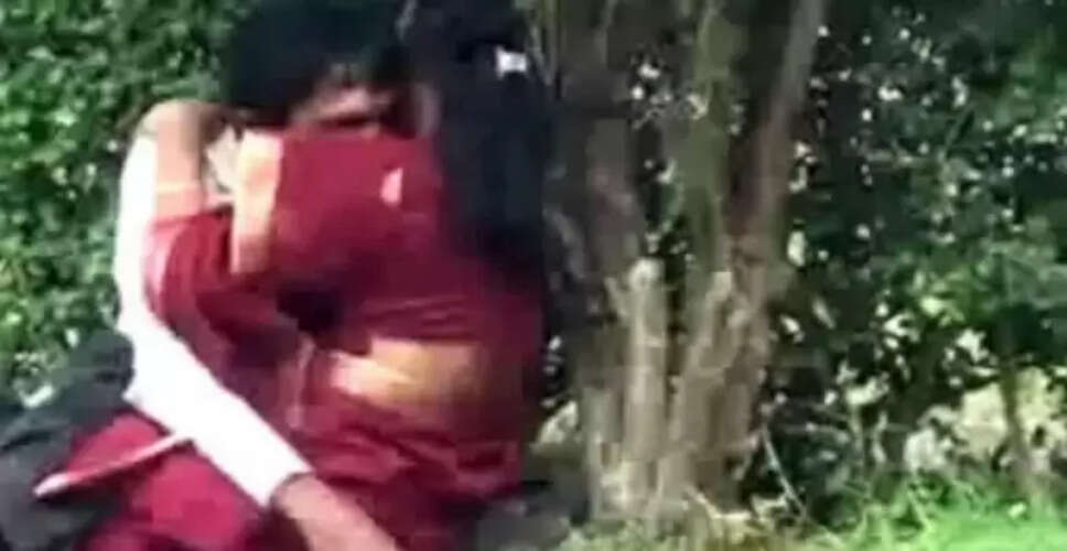 गांवों में विवाह पूर्व सेक्स के बढ़ते रुझान पर चौंकाने वाला सर्वे