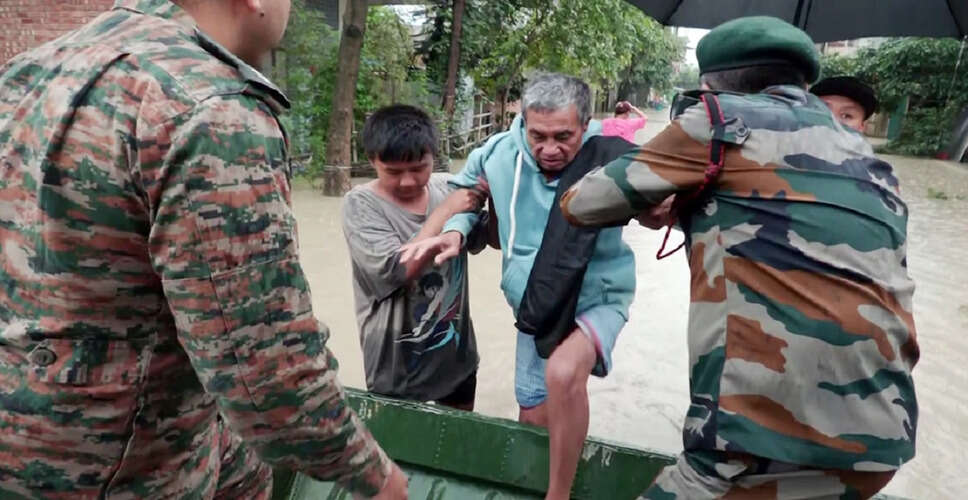 पूर्वोत्तर भारत में भारी बारिश से भूस्खलन और बाढ़, 25 लोगों की जान गई