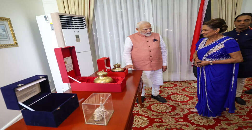 प्रधानमंत्री मोदी ने त्रिनिदाद और टोबैगो में राम मंदिर की प्रतिकृति भेंट की