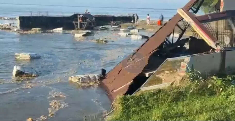 ब्रह्मपुत्र के तट पर अचानक कटाव से डिब्रूगढ़ में हड़कंप