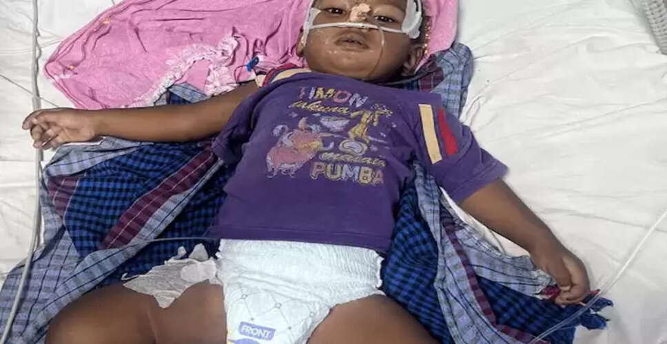 11 महीने की बच्ची को जहरीले सांप के काटने से बचाने का चमत्कार