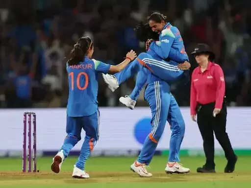 भारतीय महिला क्रिकेट टीम ने पहली बार विमेंस वनडे वर्ल्ड कप जीता