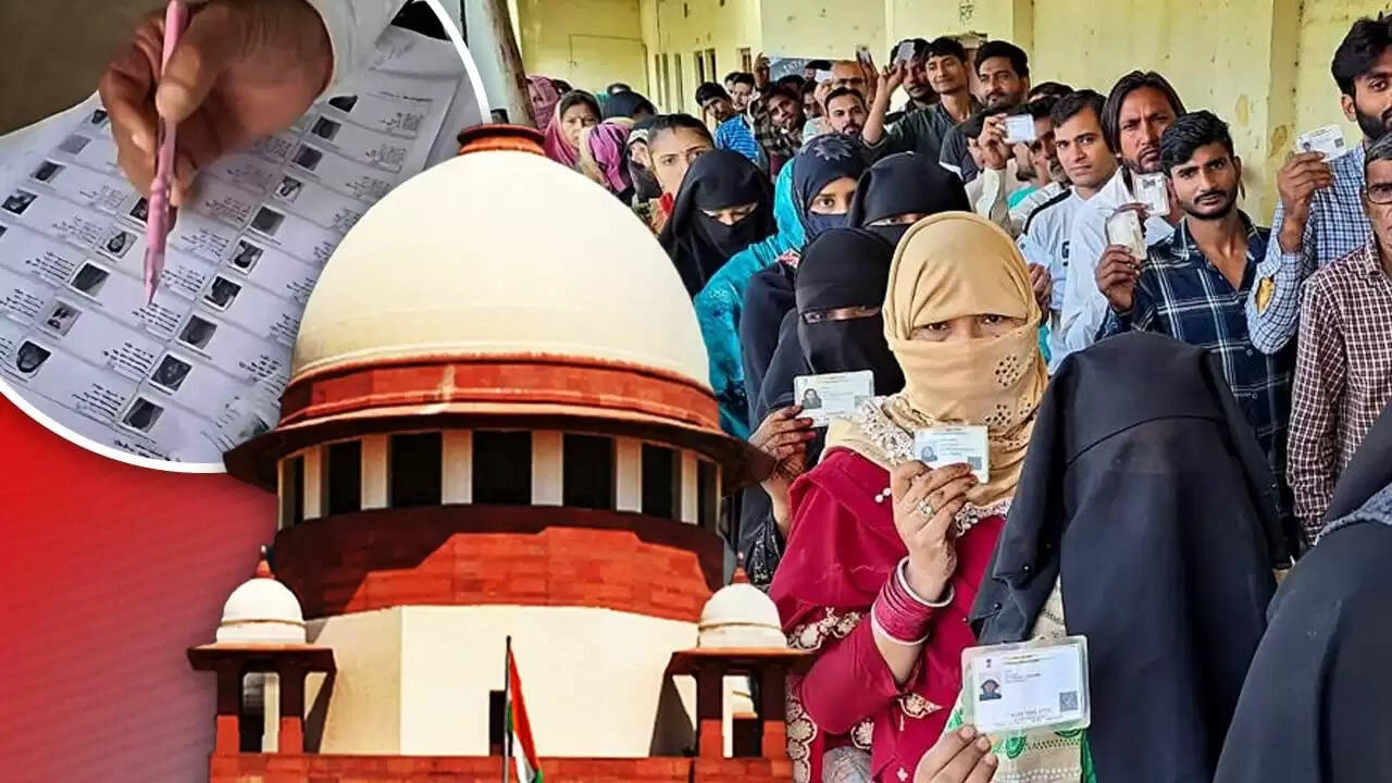 SIR पर सुप्रीम कोर्ट में सुनवाई: चुनाव आयोग ने दी महत्वपूर्ण जानकारी