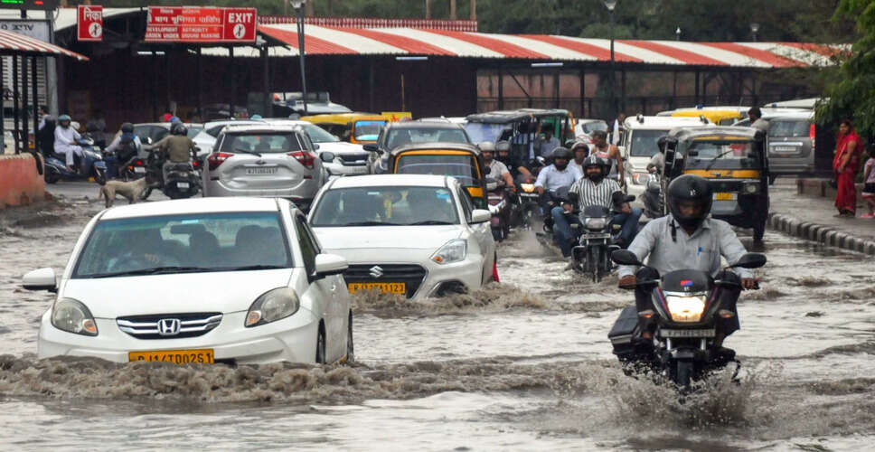भारत में मानसून की दस्तक: भारी बारिश और मौसम की चेतावनियाँ