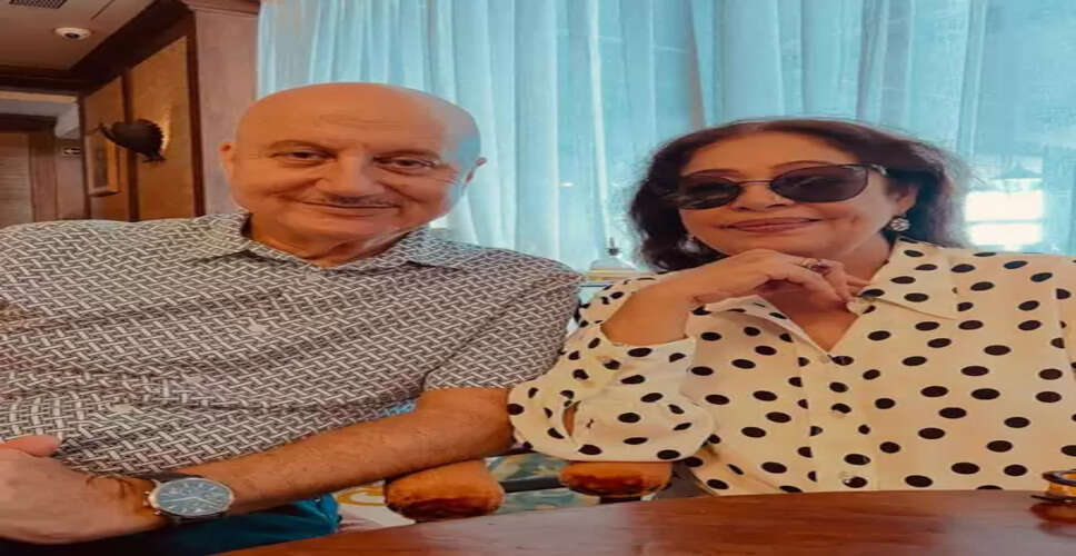 पत्नी किरण को अनुपम खेर ने दी जन्मदिन की बधाई, कहा– 'तुम अनोखी'