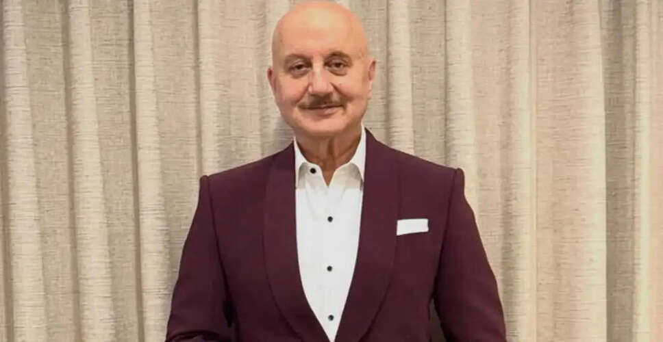 अनुपम खेर की संघर्ष भरी कहानी और आगामी प्रोजेक्ट्स