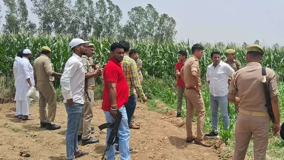 मुरादाबाद में युवती की हत्या: 45 बार चाकू से वार और गला दबाने की वारदात