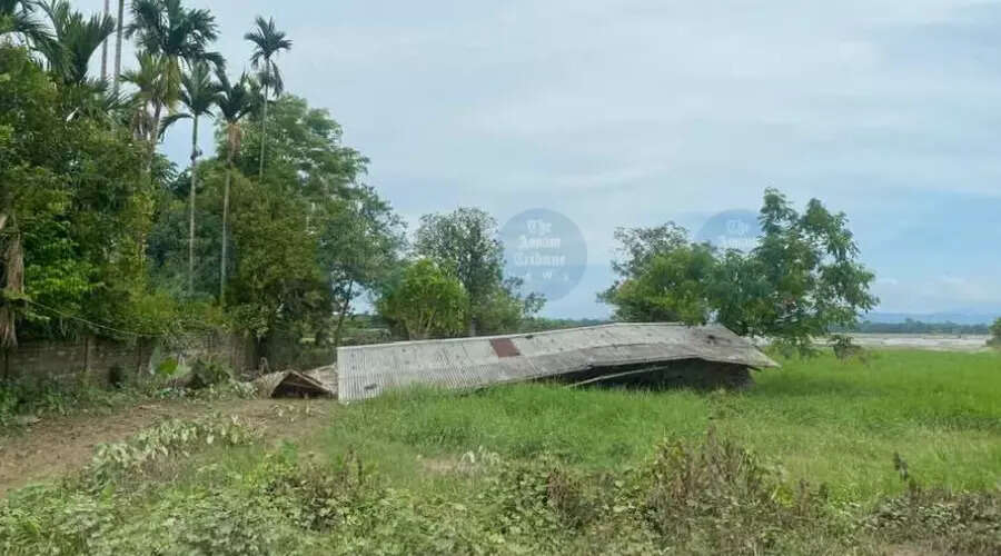 नाज़िरा में बाढ़: तबाही की कहानियाँ और जीवन की त्रासदियाँ