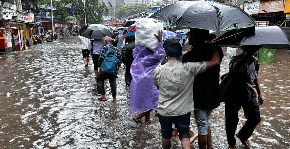 तेलंगाना में भारी बारिश से मूसी नदी का जलस्तर बढ़ा, 1,000 लोगों को राहत शिविरों में भेजा गया