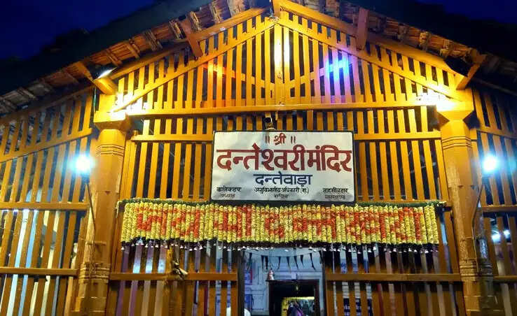 छत्तीसगढ़ का मां दंतेश्वरी मंदिर: नवरात्रि की विशेष पूजा स्थल