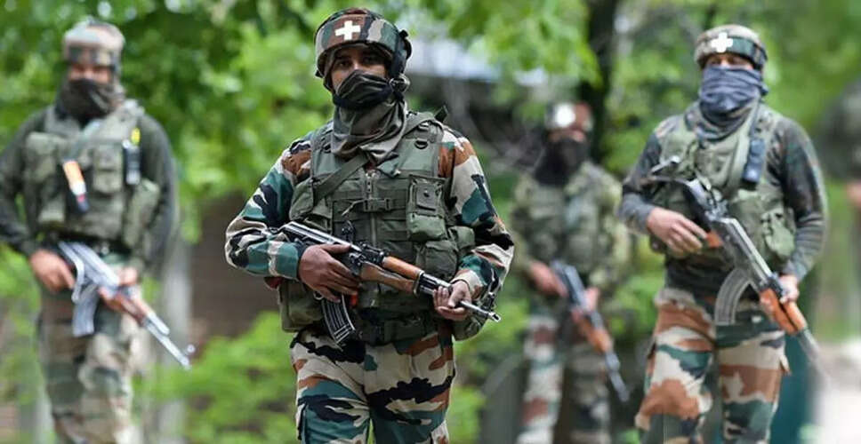 श्रीनगर में सुरक्षा बलों के साथ मुठभेड़ में तीन आतंकवादी ढेर