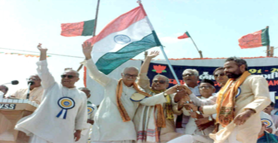 पीएम मोदी के तमिलनाडु से रिश्ते का प्रमाण हैं यह तस्वीरें
