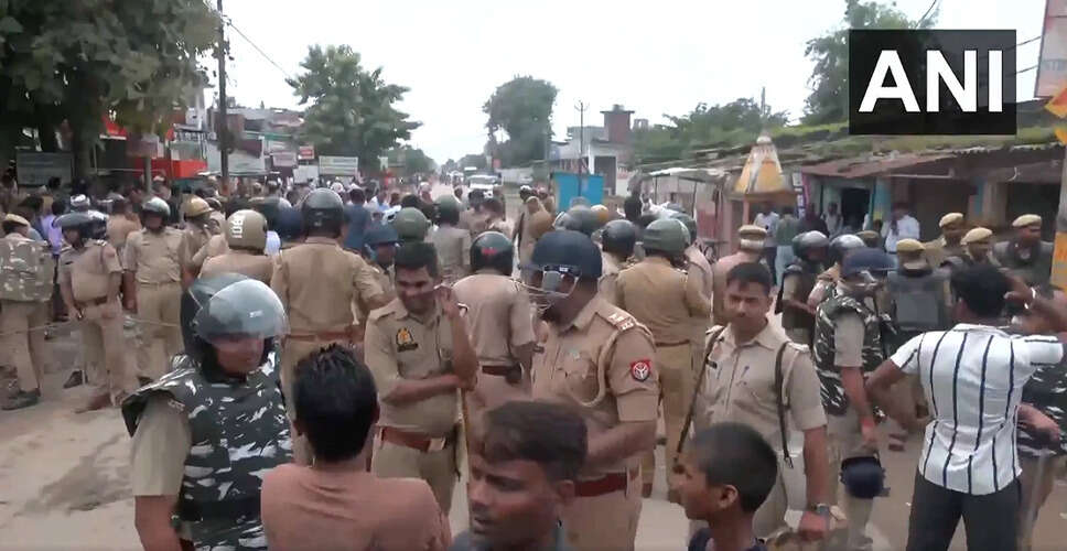गोरखपुर में NEET छात्र की हत्या, पशु तस्करों के खिलाफ प्रदर्शन