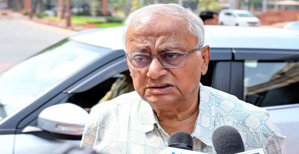 TMC सांसद सौगत रॉय ने पार्टी में बागी प्रवृत्तियों की आलोचना की