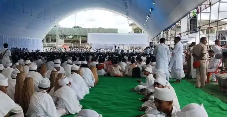 जोरहाट में ज़ुबीन गर्ग को श्रद्धांजलि: न्याय की मांग के साथ हजारों की भीड़