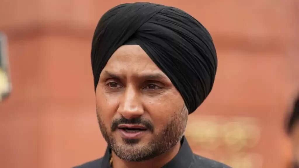 भारत के चार वरिष्ठ खिलाड़ियों ने पाकिस्तान के खिलाफ WCL मैच खेलने से किया इनकार