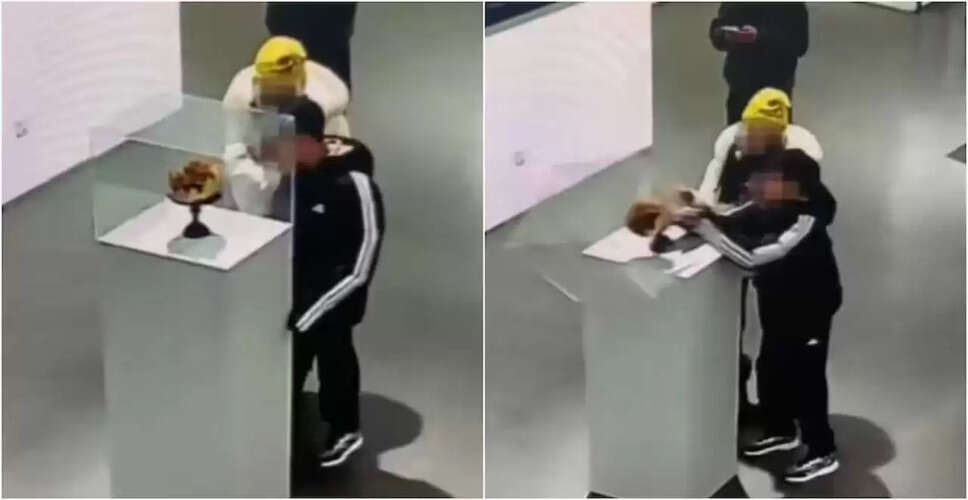 चीन में बच्चे की गलती से टूटा सोने का अनमोल ताज, जानें पूरी कहानी