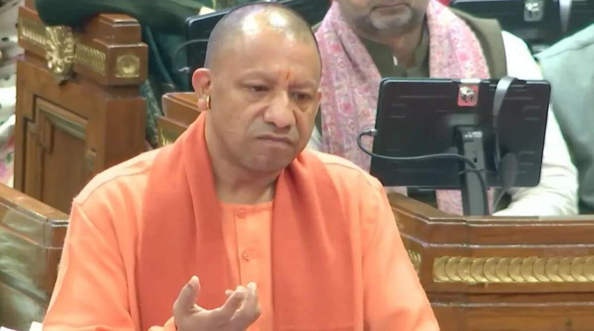 योगी सरकार ने शिक्षामित्रों के मानदेय में की ऐतिहासिक बढ़ोतरी