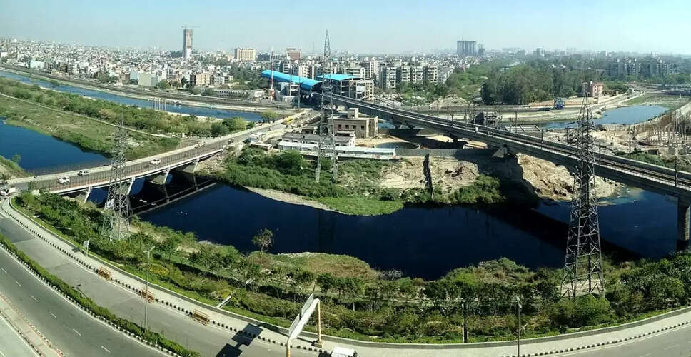 Noida DM Takes Action Against Builders Over Flat Registrations
