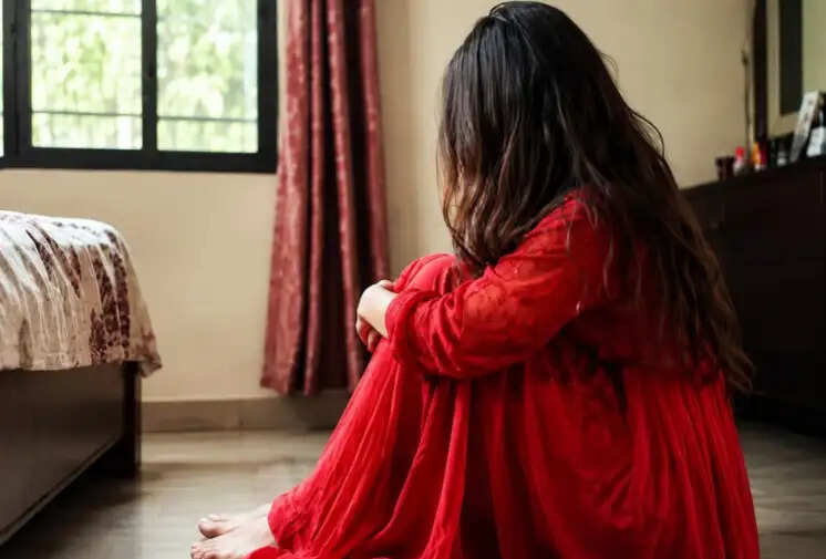 बहराइच में महिला ने ससुर पर गंभीर आरोप लगाए, पति पर तीन तलाक का आरोप