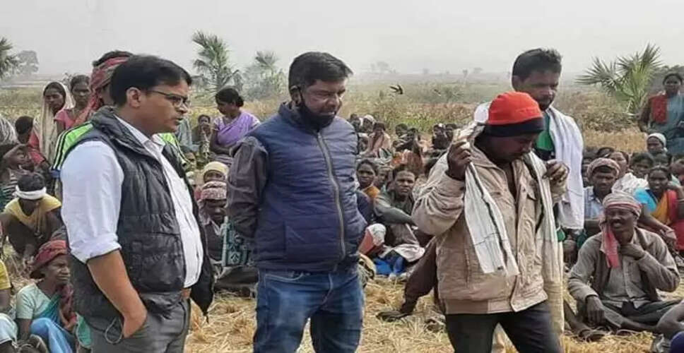 बारूद के गोले को लड्डू समझकर खाने से एक व्यक्ति और कुत्ते की हुई मौत