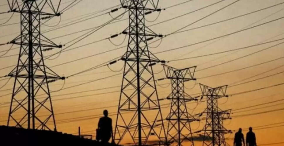 अमरावती में बिजली संकट के चलते युवकों ने महावितरण उप-स्टेशन में आग लगाई