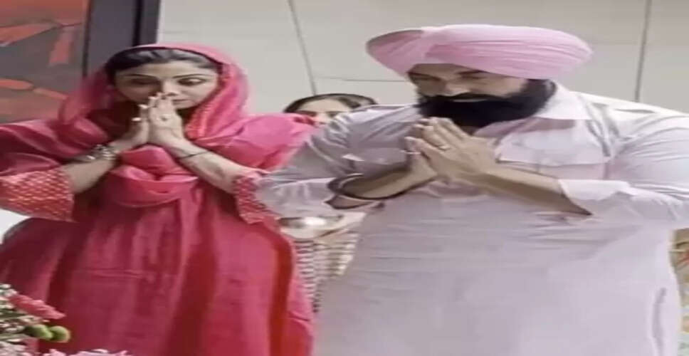 शिल्पा शेट्टी और राज कुंद्रा ने घर पर सुखमनी साहिब का कराया पाठ