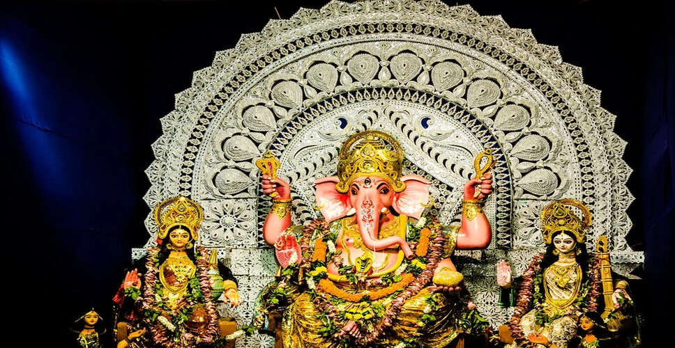 मुंबई में गणेश उत्सव के दौरान 30,000 प्रतिमाओं का विसर्जन