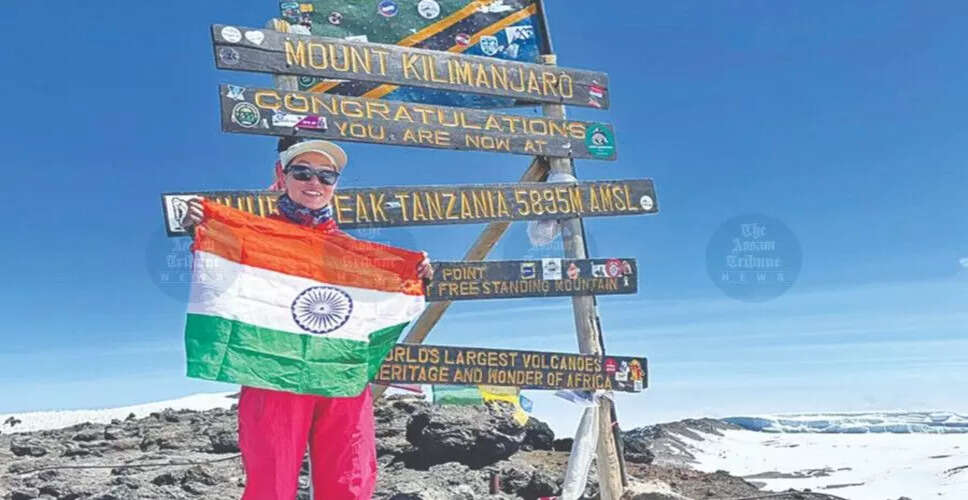 अरुणाचल प्रदेश की पर्वतारोही काबक यानो ने किलिमंजारो की चोटी पर चढ़ाई