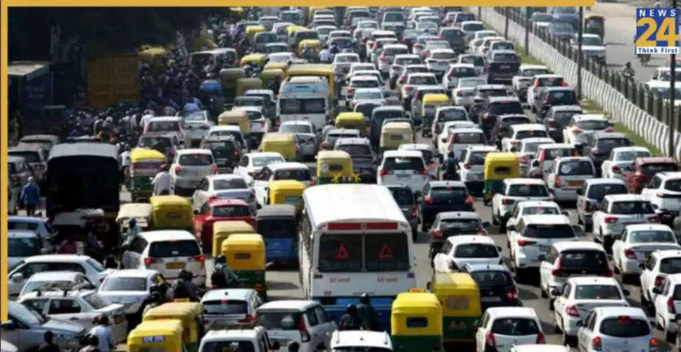 दिल्ली में ट्रैफिक सलाह: वकीलों के विरोध के कारण प्रमुख मार्गों पर प्रतिबंध