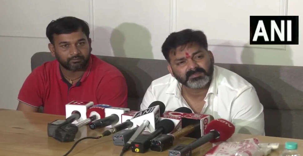 पवन सिंह ने पत्नी के विवाद पर दी प्रतिक्रिया, बिहार चुनाव में भूमिका पर चर्चा