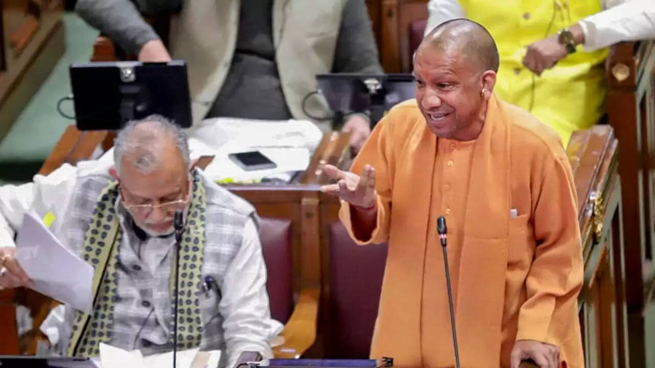 सीएम योगी का विधानसभा में बड़ा बयान: कब्जा करने वालों को नहीं छोड़ेंगे